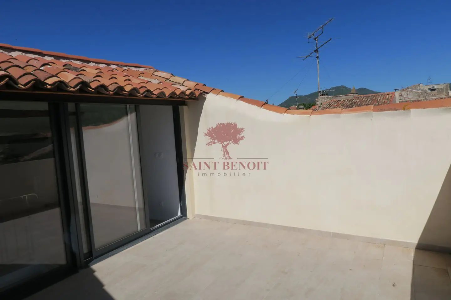 Appartement à louer, 84m², Montpeyroux
