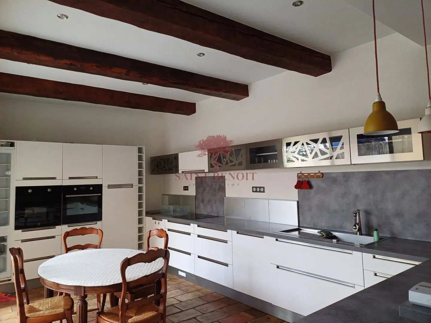 Maison à louer, 160m², Aniane