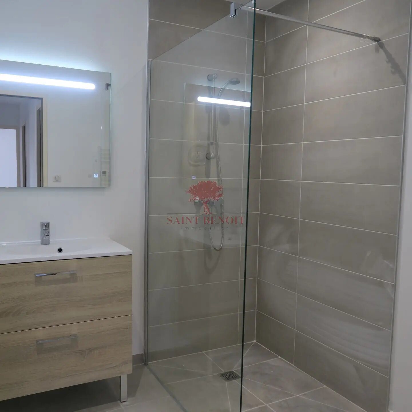 Appartement à louer, 70m², Aniane