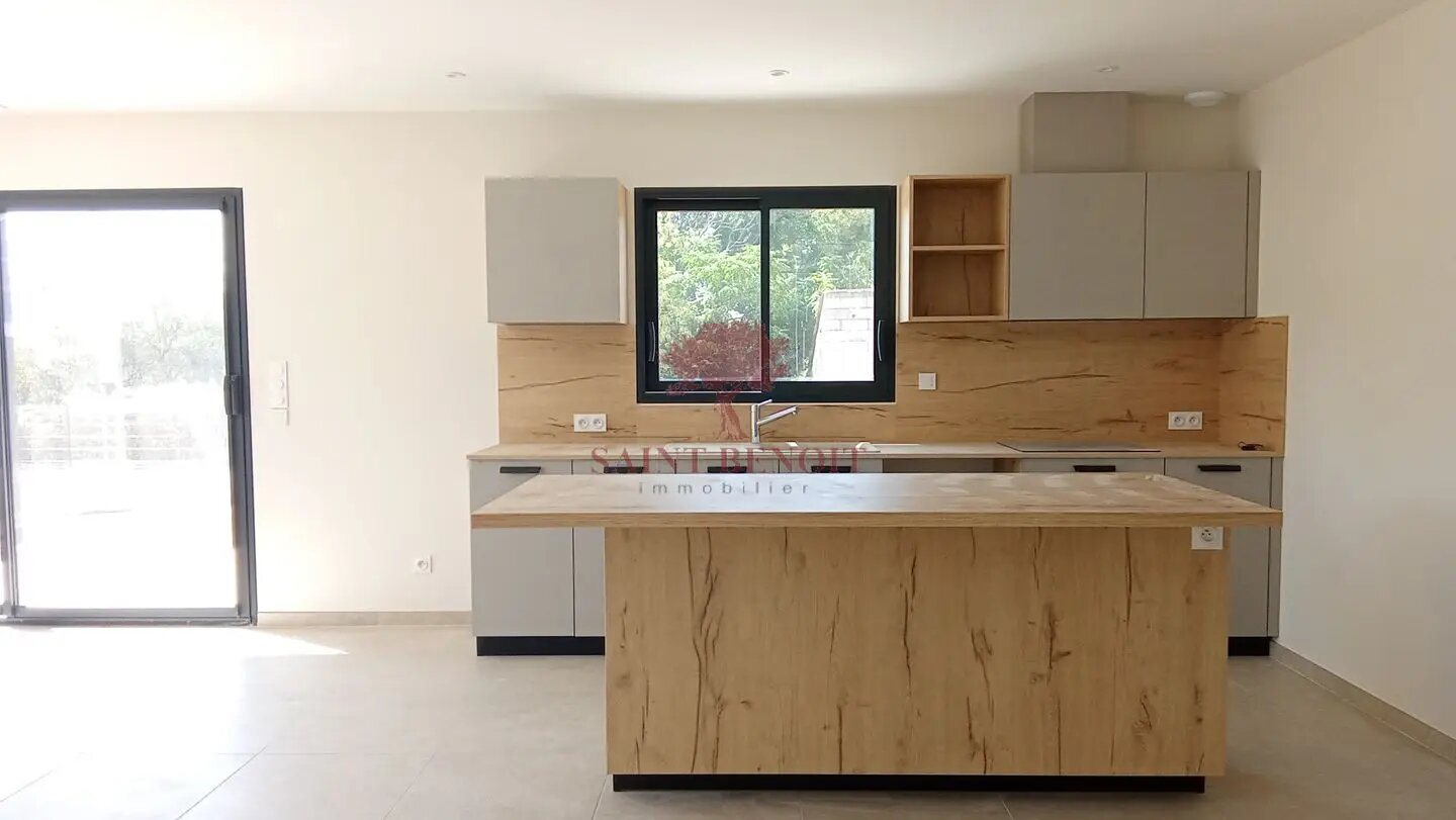 Maison à louer, 115m², Saint-Jean-de-Fos