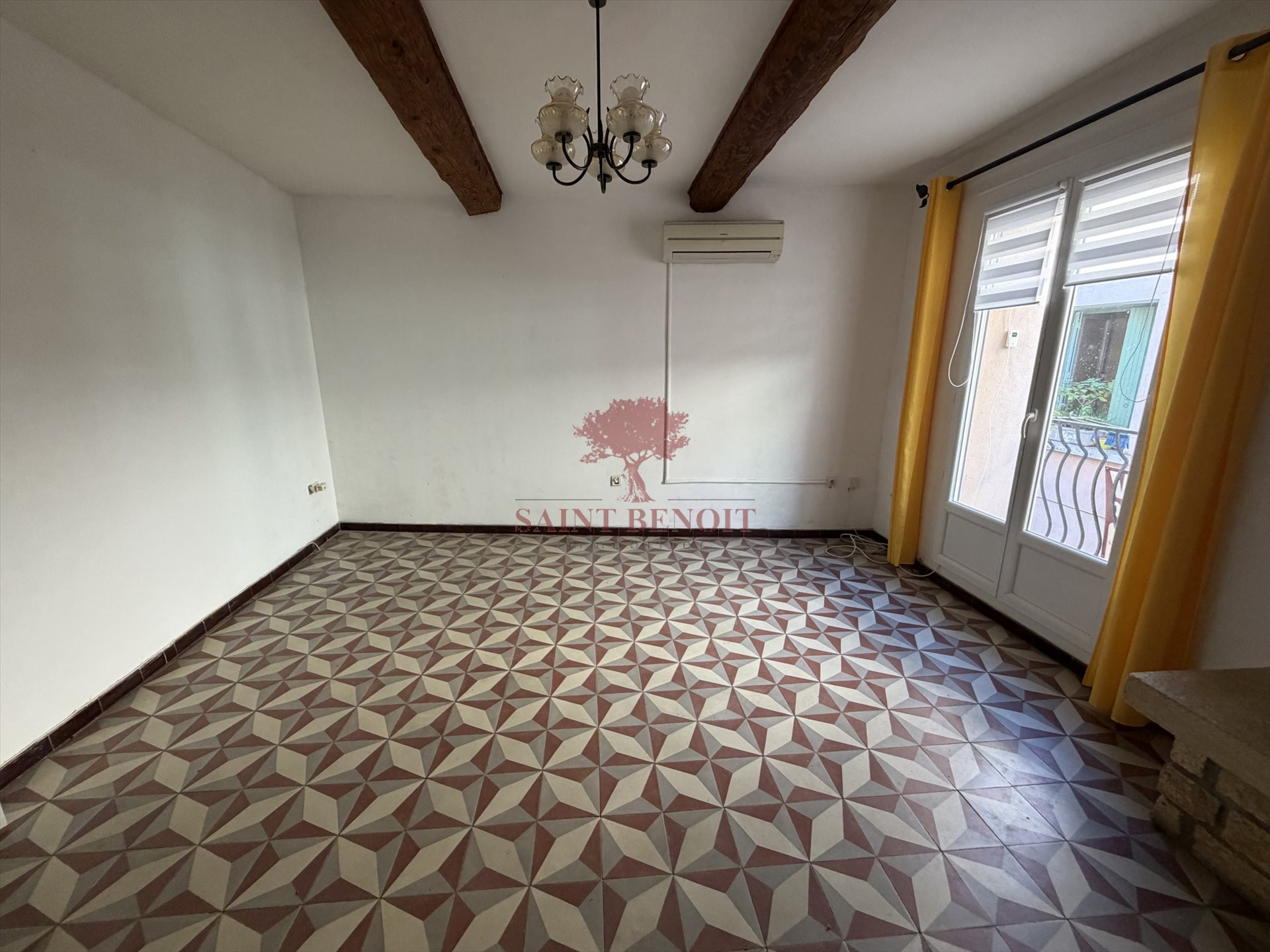 Maison à vendre, 2m², Saint-Jean-de-Fos