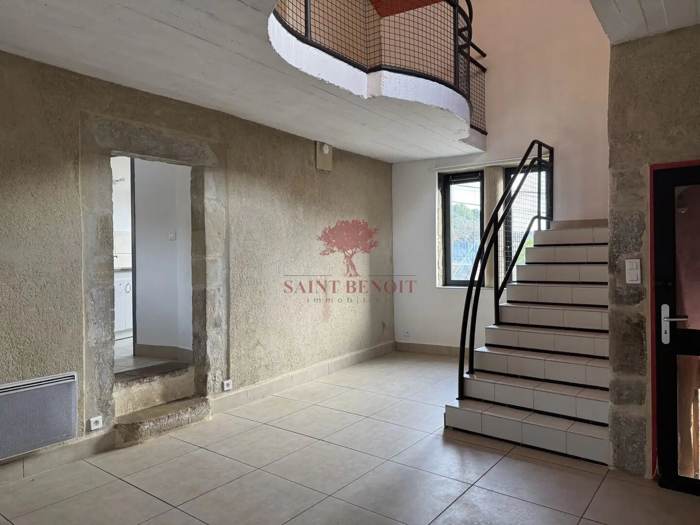 Appartement à louer, 76m², Montpeyroux