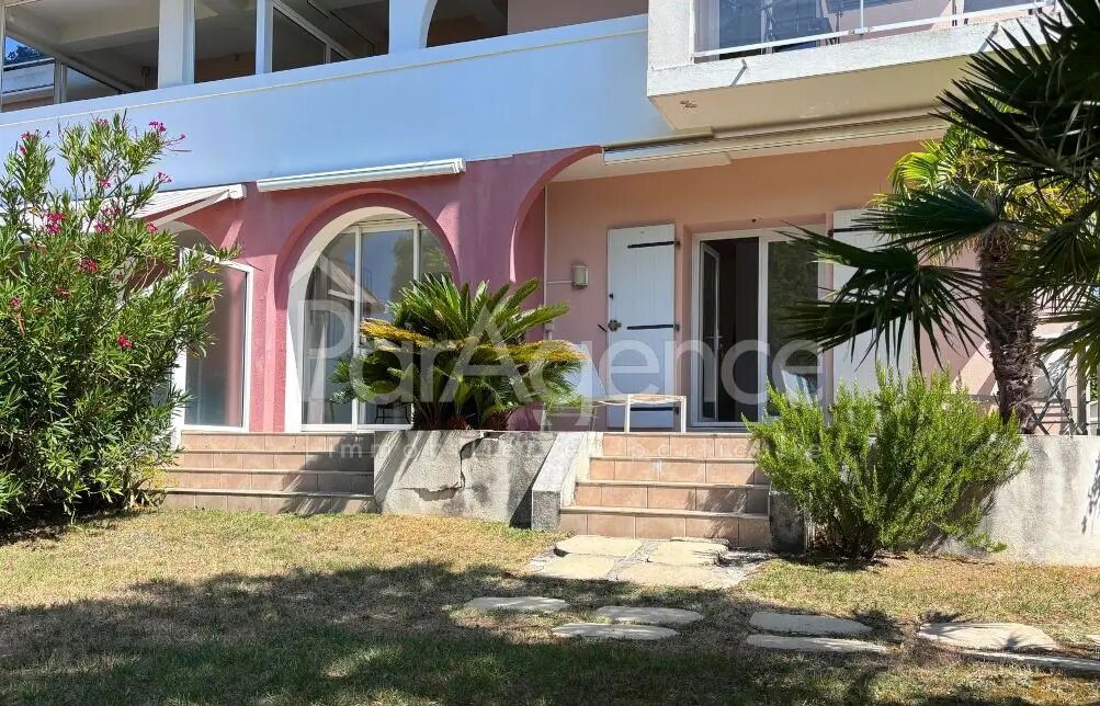Appartement à vendre, 68m², Royan