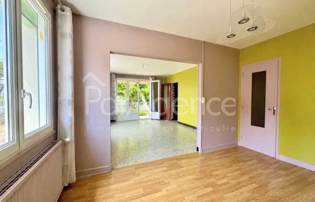 Maison à vendre, 92m², Saint-Palais-sur-Mer