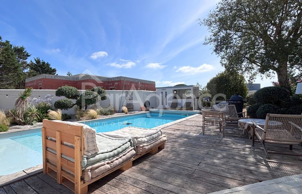 Maison à vendre, 132m², Saint-Palais-sur-Mer