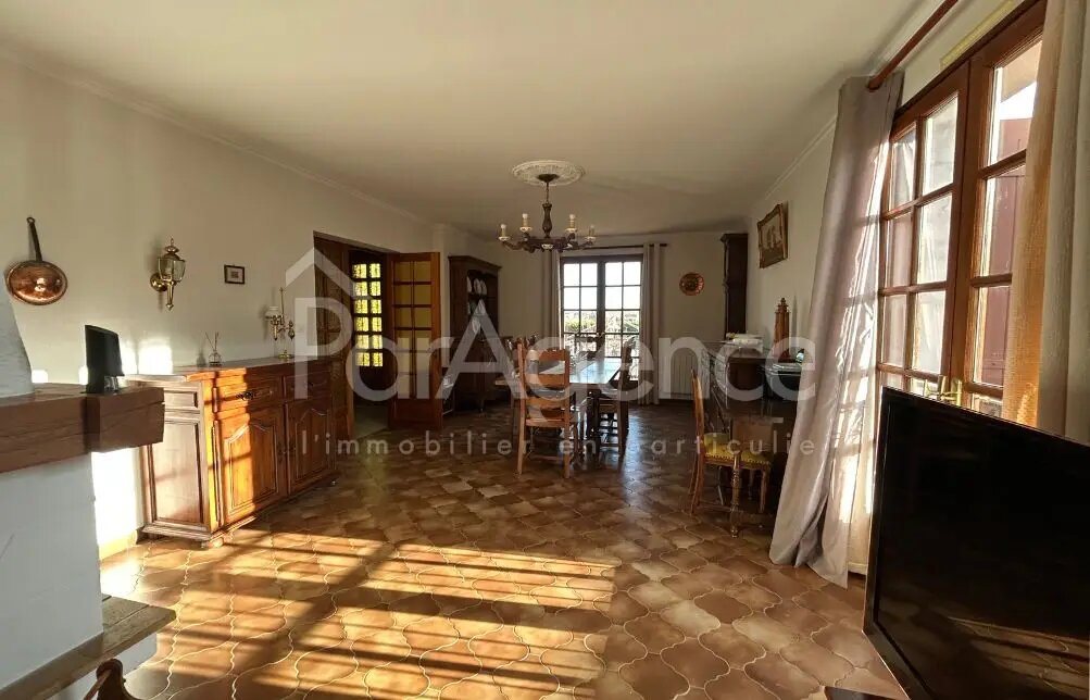 Maison à vendre, 161m², Saint-Palais-sur-Mer