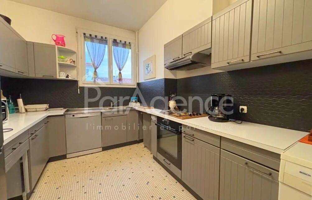 Appartement à vendre, 93m², Royan