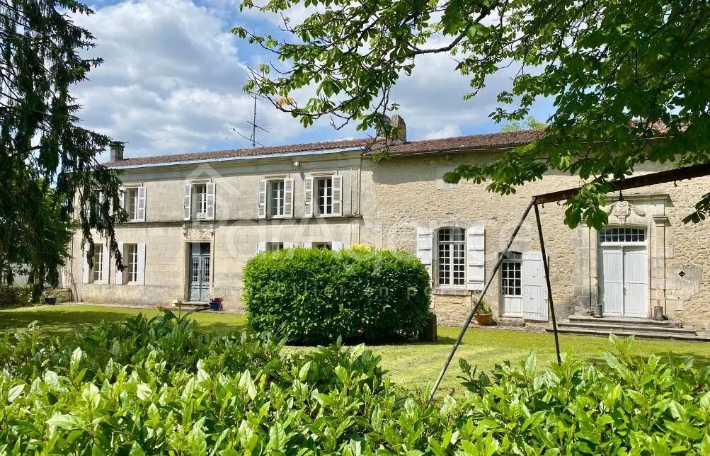 Maison à vendre, 654m², Saint-André-de-Lidon