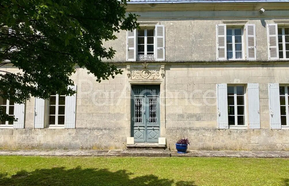 Maison à vendre, 654m², Saint-André-de-Lidon