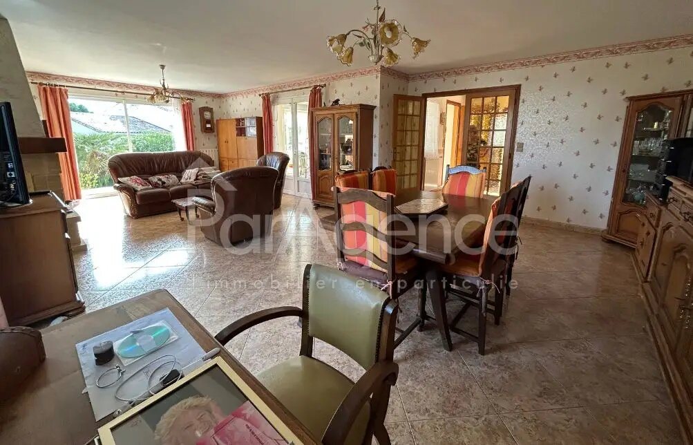 Maison à vendre, 153m², Saint-Palais-sur-Mer
