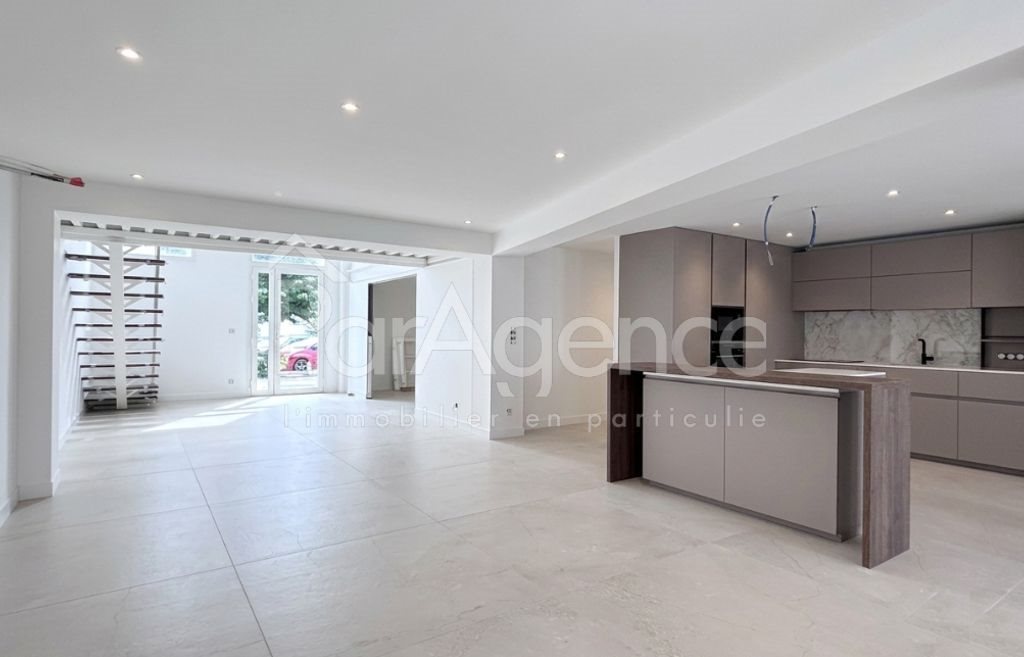 Appartement à vendre, 179m², Royan