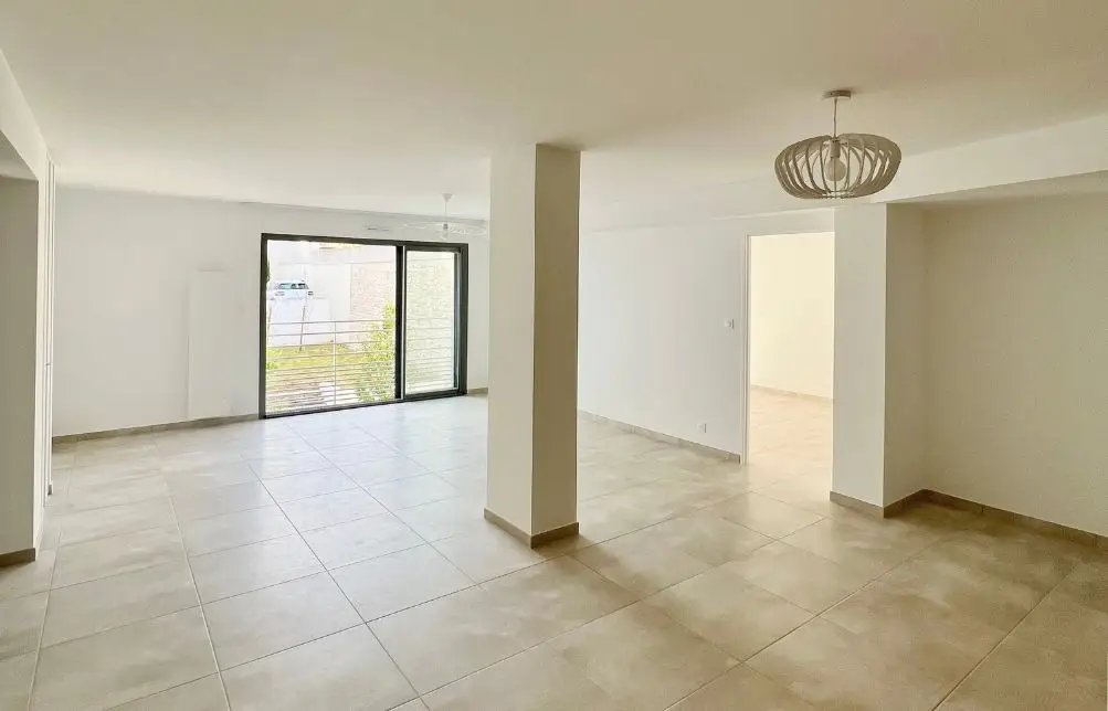 Appartement à louer, 98m², Royan