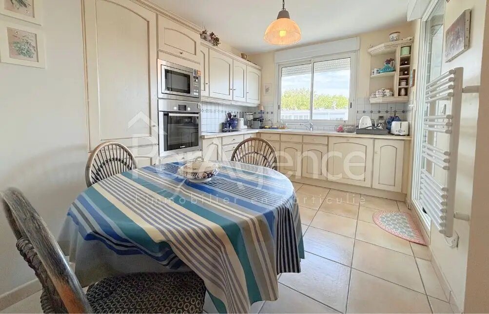 Appartement à vendre, 109m², Royan