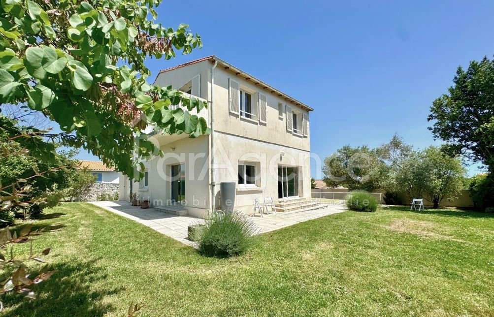 Maison à vendre, 138m², Saint-Palais-sur-Mer