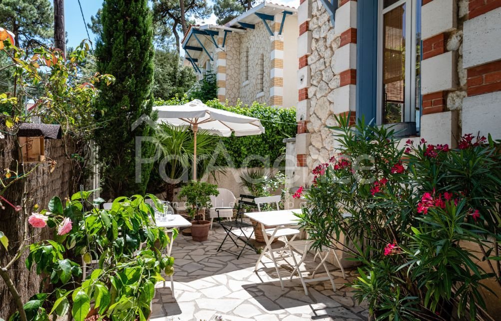 Maison à vendre, 336m², Saint-Palais-sur-Mer
