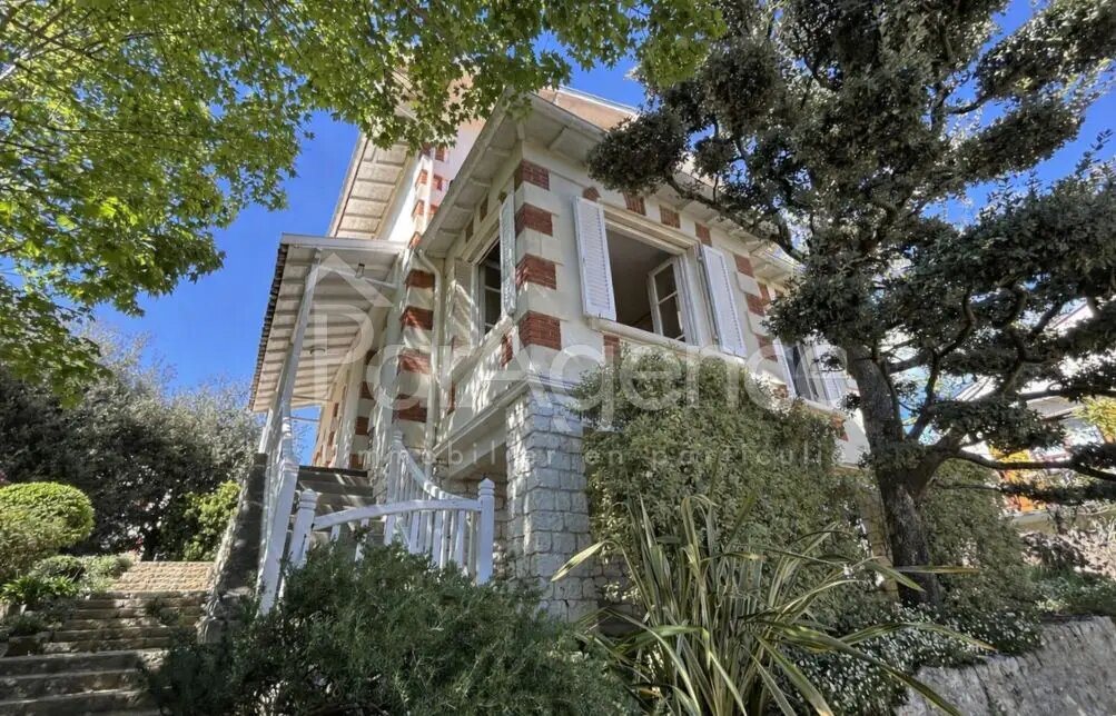 Maison à vendre, 135m², Saint-Palais-sur-Mer