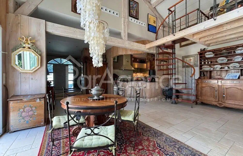 Maison à vendre, 235m², Saint-Palais-sur-Mer
