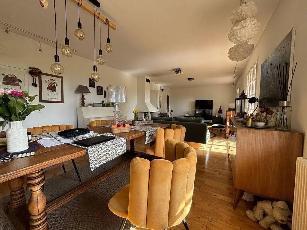 Maison à vendre, 214m², Divonne-les-Bains