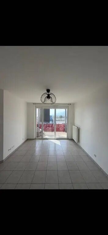 Appartement à vendre, 42m², Cessy