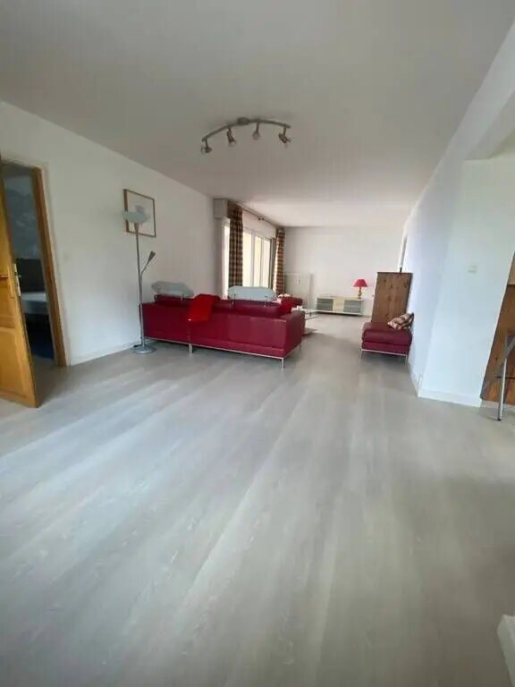 Appartement à louer, 80m², Gex