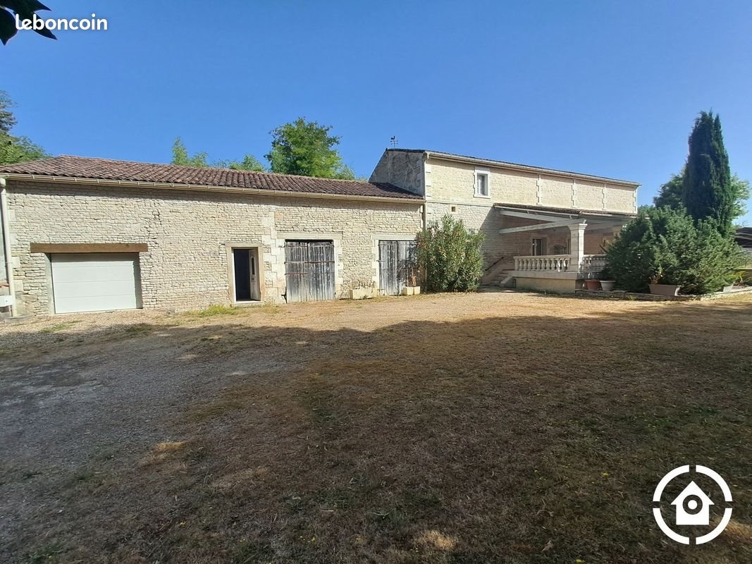 Maison à vendre, 100m², Sainte-Sévère
