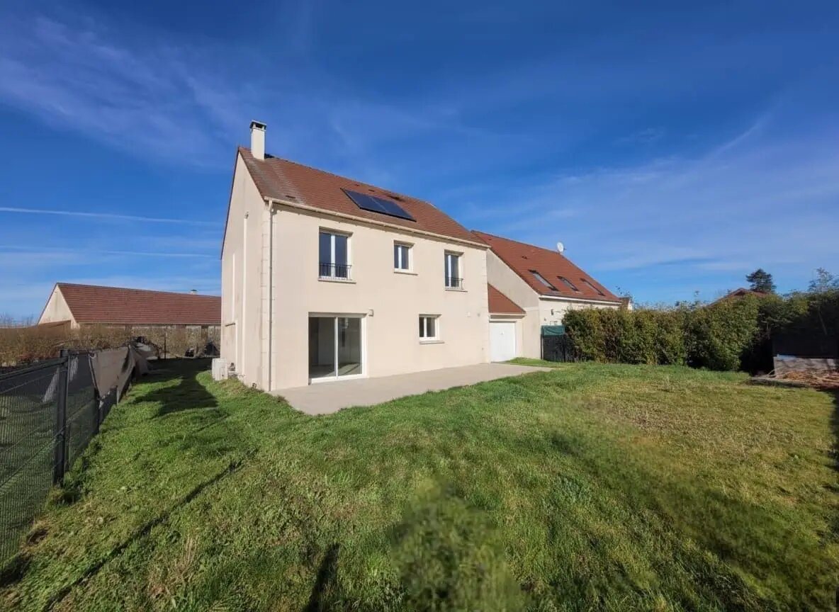 Maison à vendre, 115m², Ablis