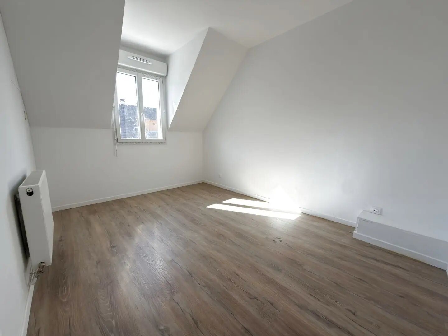 Maison à louer, 73m², Auneau