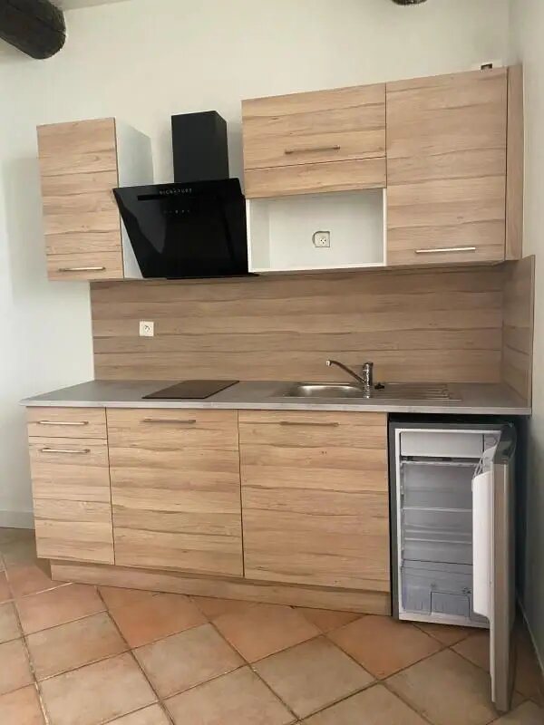Appartement à louer, 19m², Meyrargues