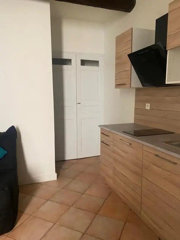 Appartement à louer, 19m², Meyrargues