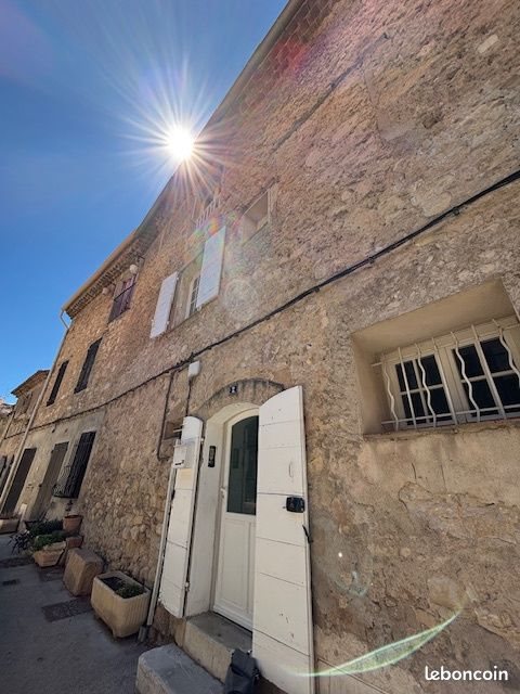 Maison à louer, 152m², Meyrargues