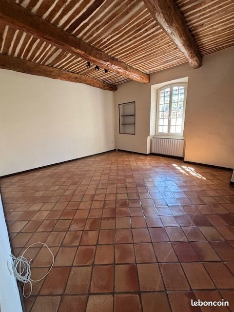 Maison à louer, 152m², Meyrargues