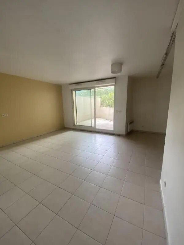 Appartement à louer, 40m², Marseille 13ème
