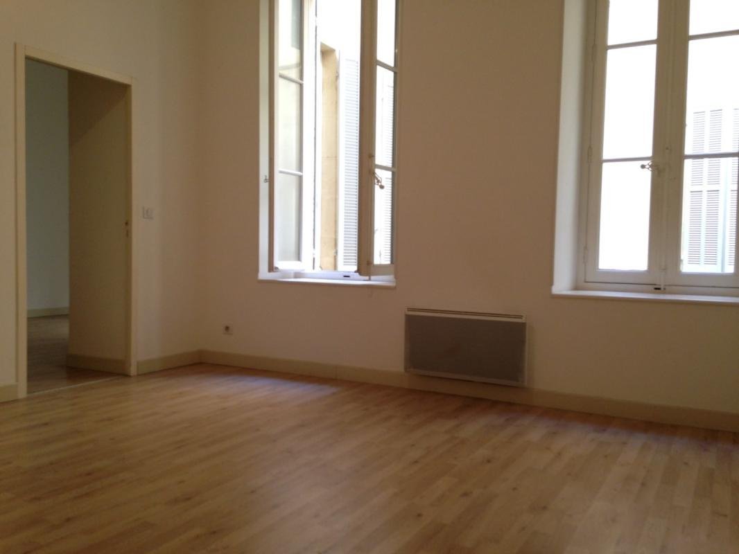 Appartement à louer, 43m², Marseille 2ème