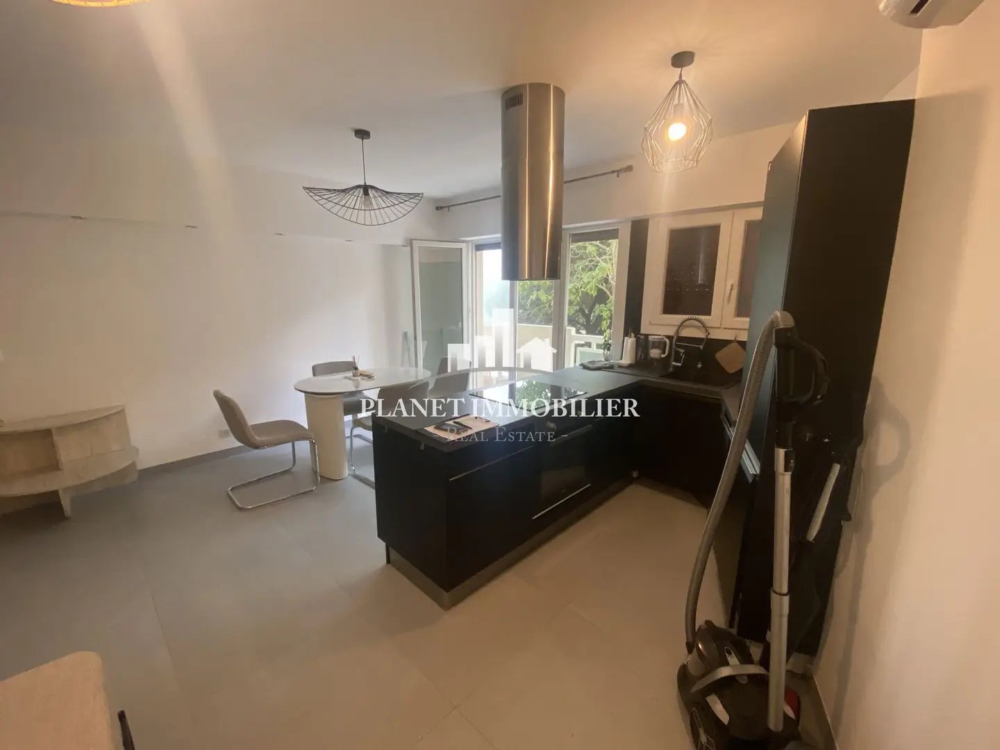 Appartement à louer, 42m², Antibes