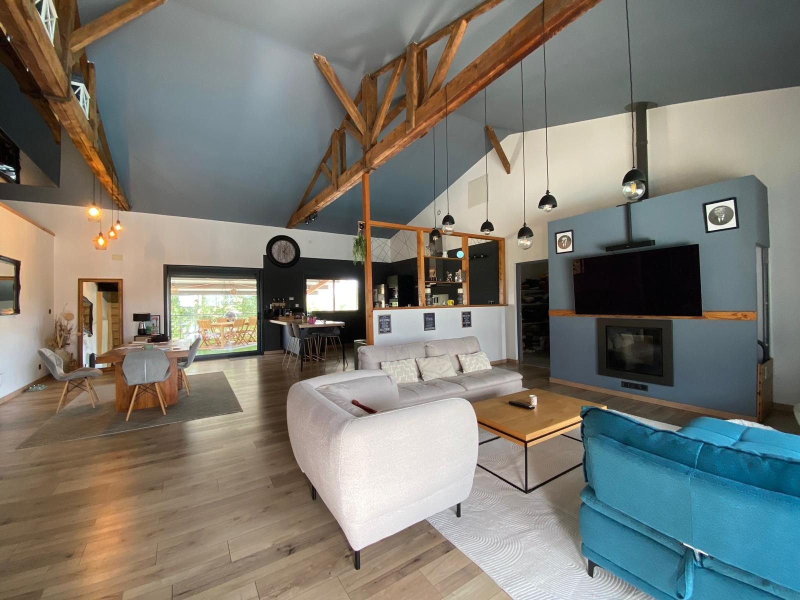 Maison à vendre, 240m², Abjat-sur-Bandiat