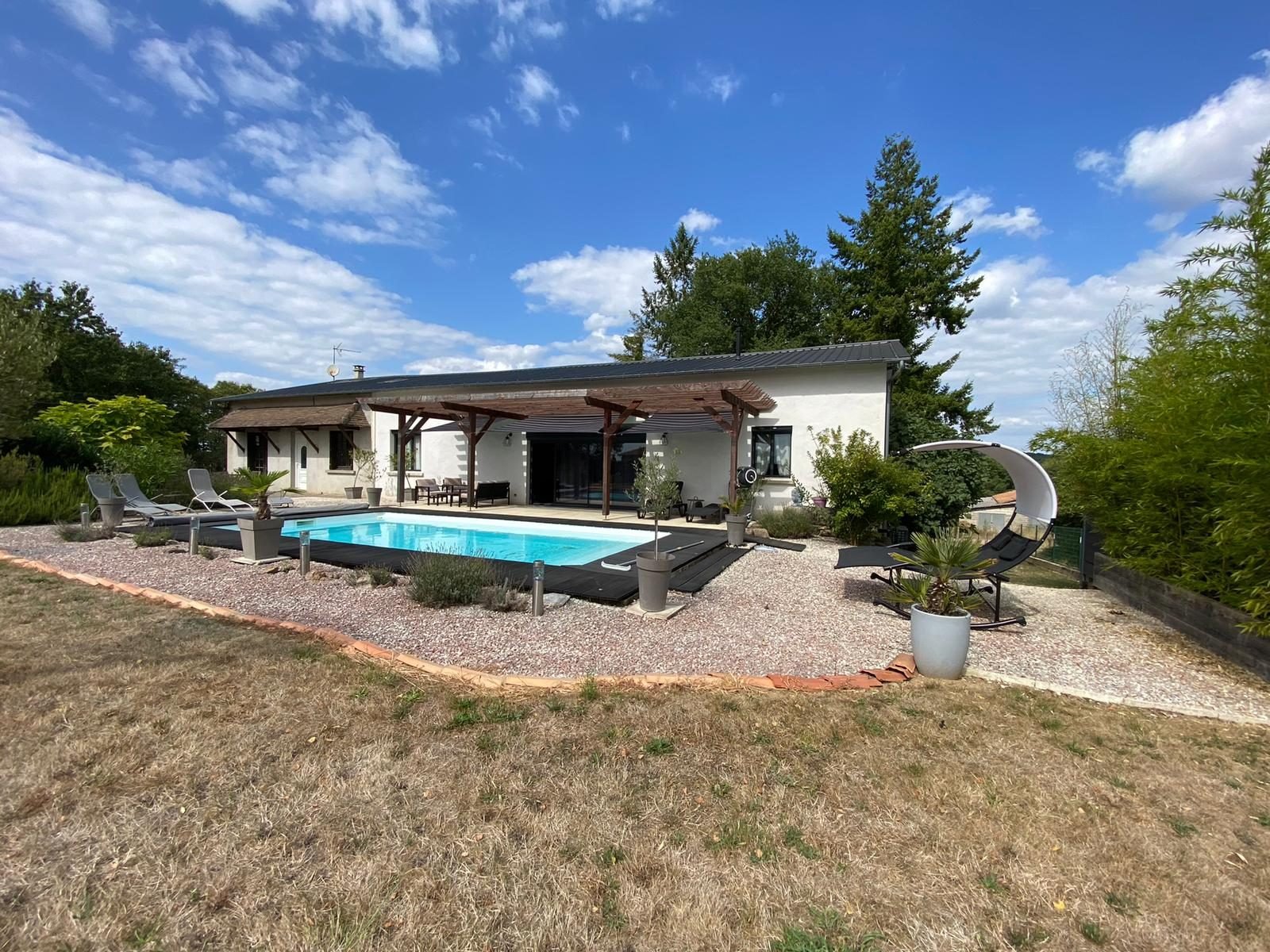 Maison à vendre, 240m², Abjat-sur-Bandiat