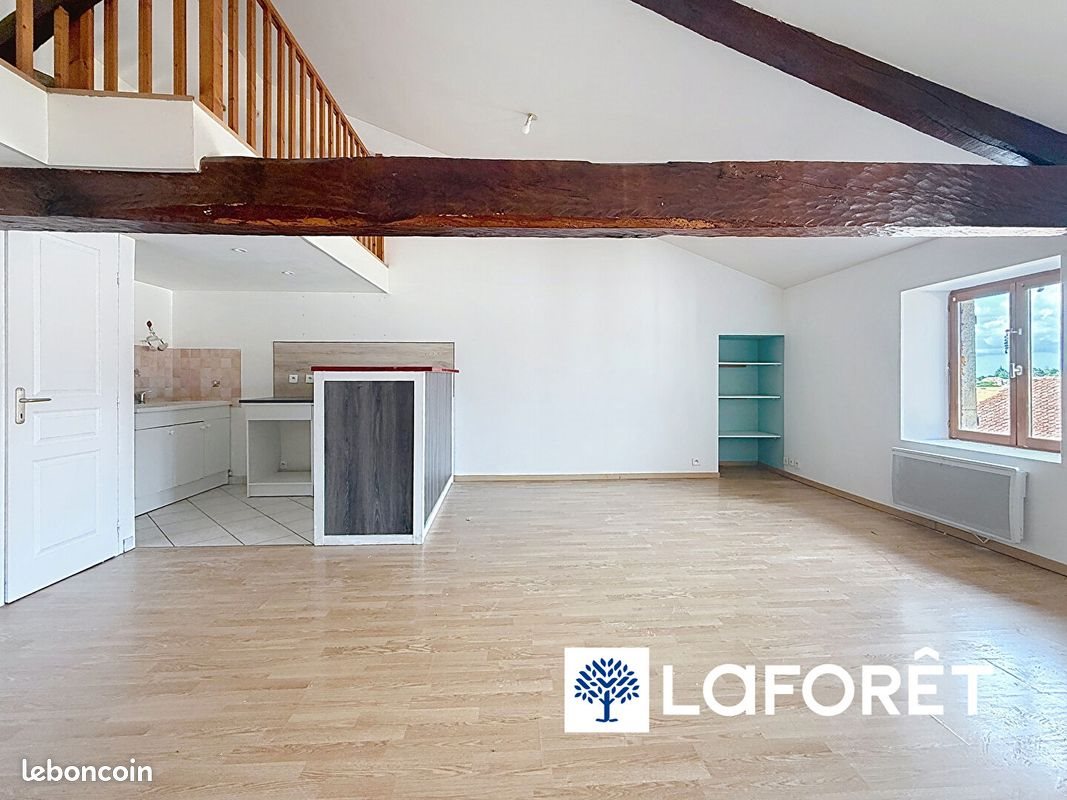 Appartement à louer, 84m², Eclose