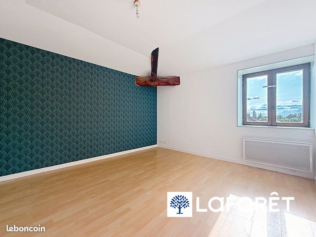 Appartement à louer, 84m², Eclose