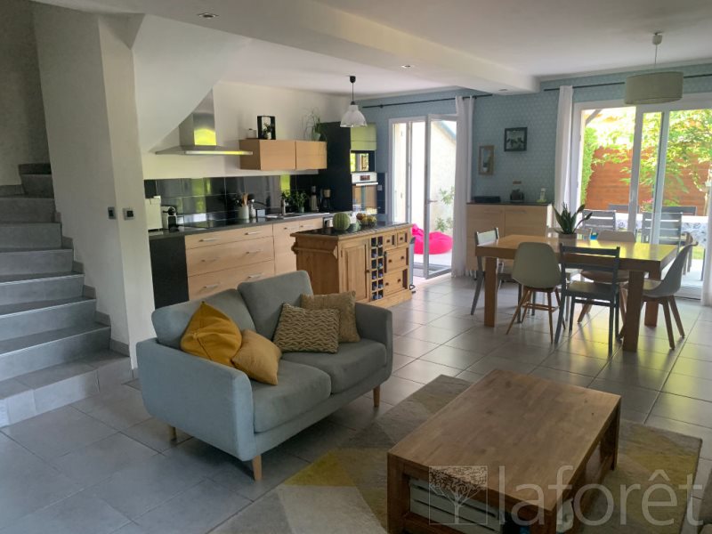 Maison à louer, 86m², Saint-Étienne-de-Saint-Geoirs