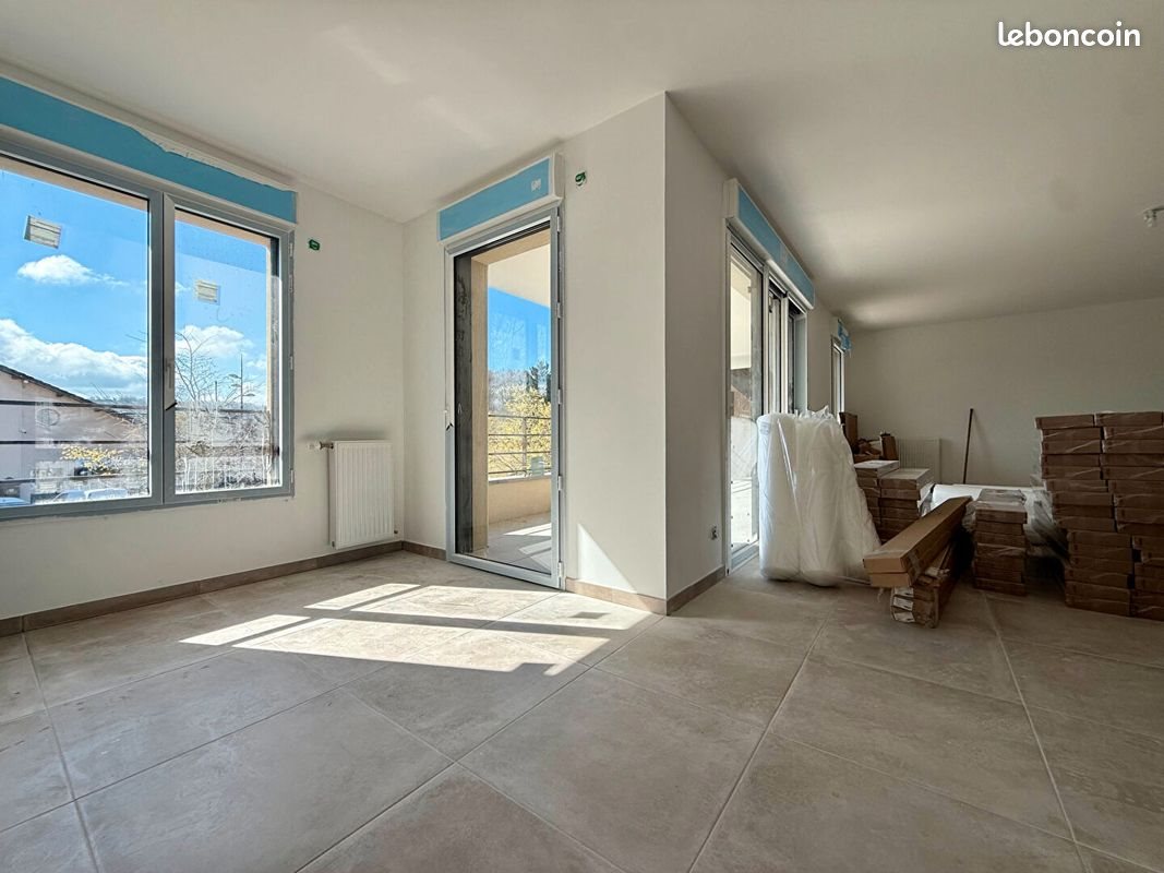 Appartement à vendre, 90m², Bonnefamille