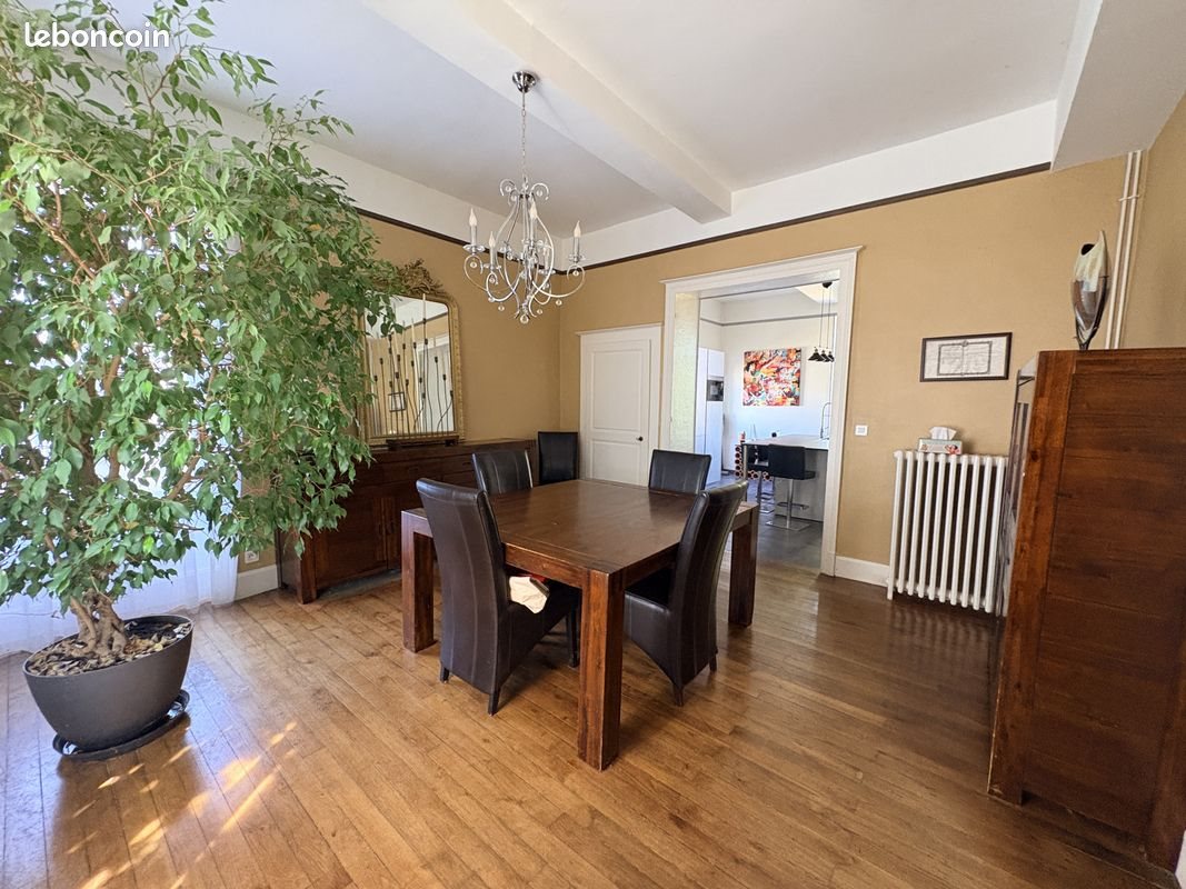 Maison à vendre, 266m², Serbannes