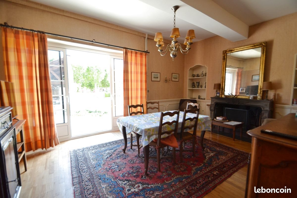 Maison à vendre, 275m², Gannat