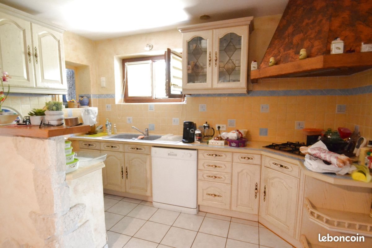 Maison à vendre, 104m², Bézenet