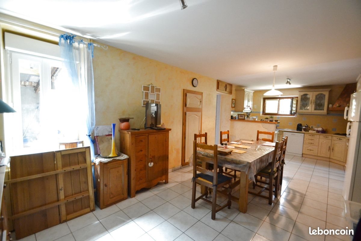Maison à vendre, 104m², Bézenet