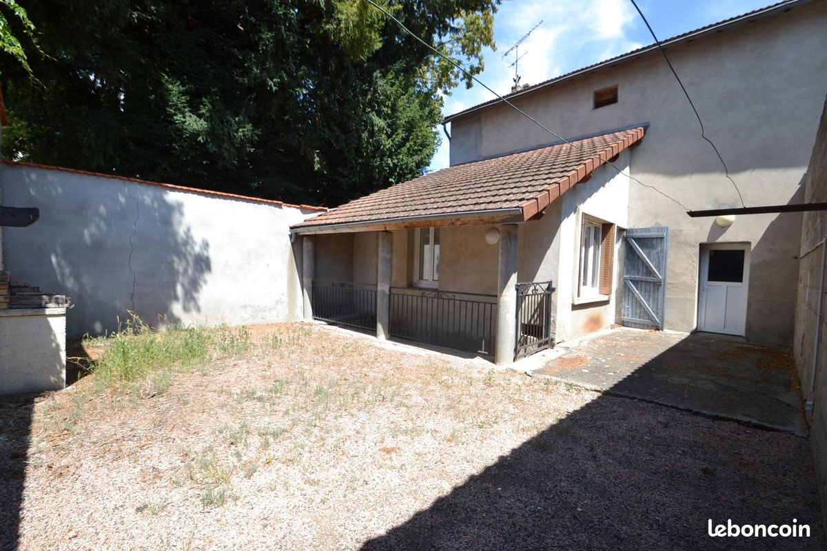 Maison à vendre, 76m², Effiat