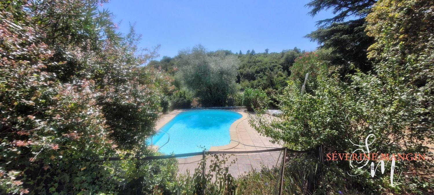 Maison à vendre, 225m², Génissieux