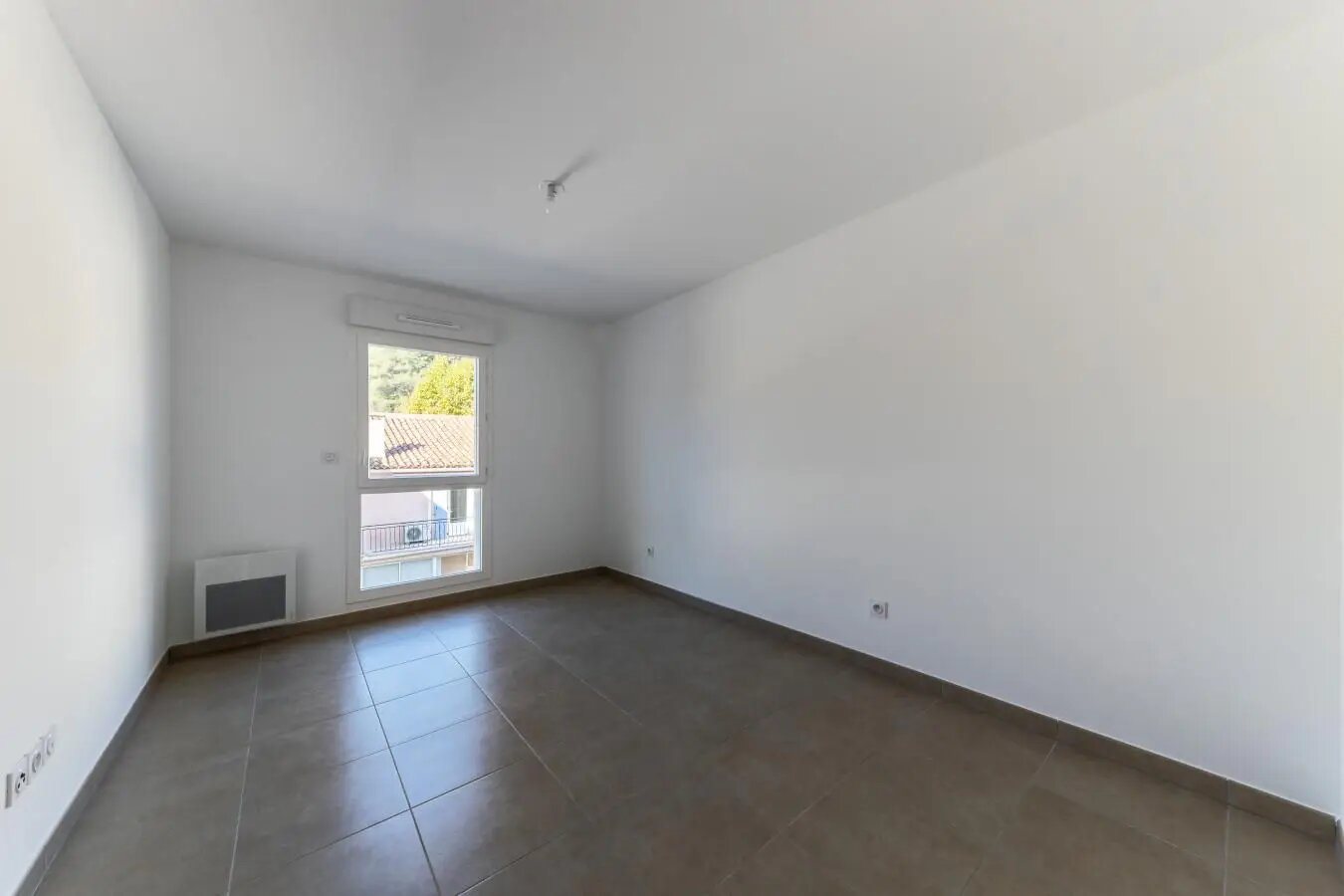 Appartement à louer, 46m², La Destrousse