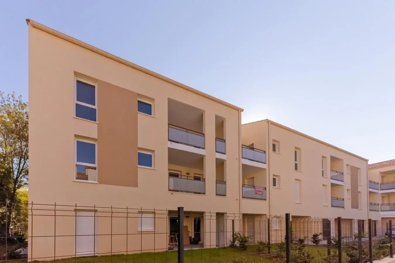 Appartement à louer, 46m², La Destrousse