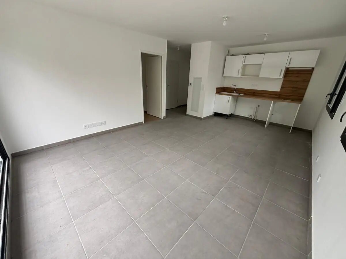 Appartement à louer, 44m², Lespinasse