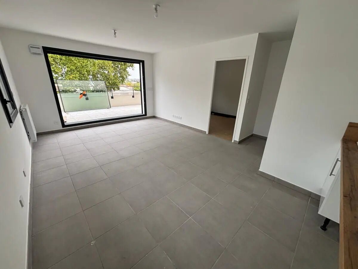 Appartement à louer, 44m², Lespinasse
